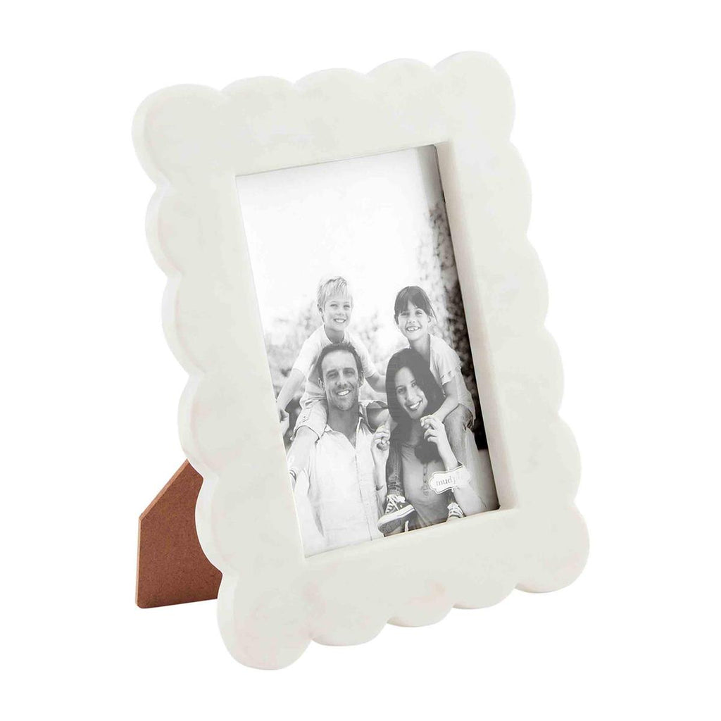 Mud Pie Scalloped Marble Frame 5 x 7 | Cornell's Country Store