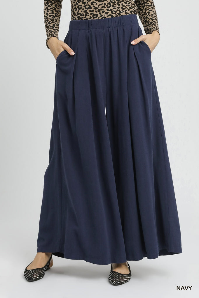 Casual navy wide leg palazzo pants with pockets and elastic waist

