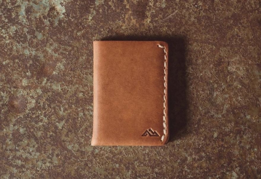 Parry Minimalist Leather Wallet | Cornell's Countray Store